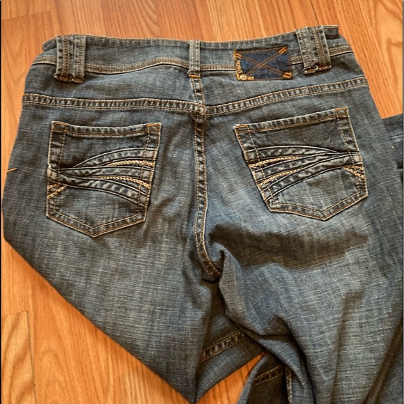 Point Zero Jeans - Picture 3 of 9